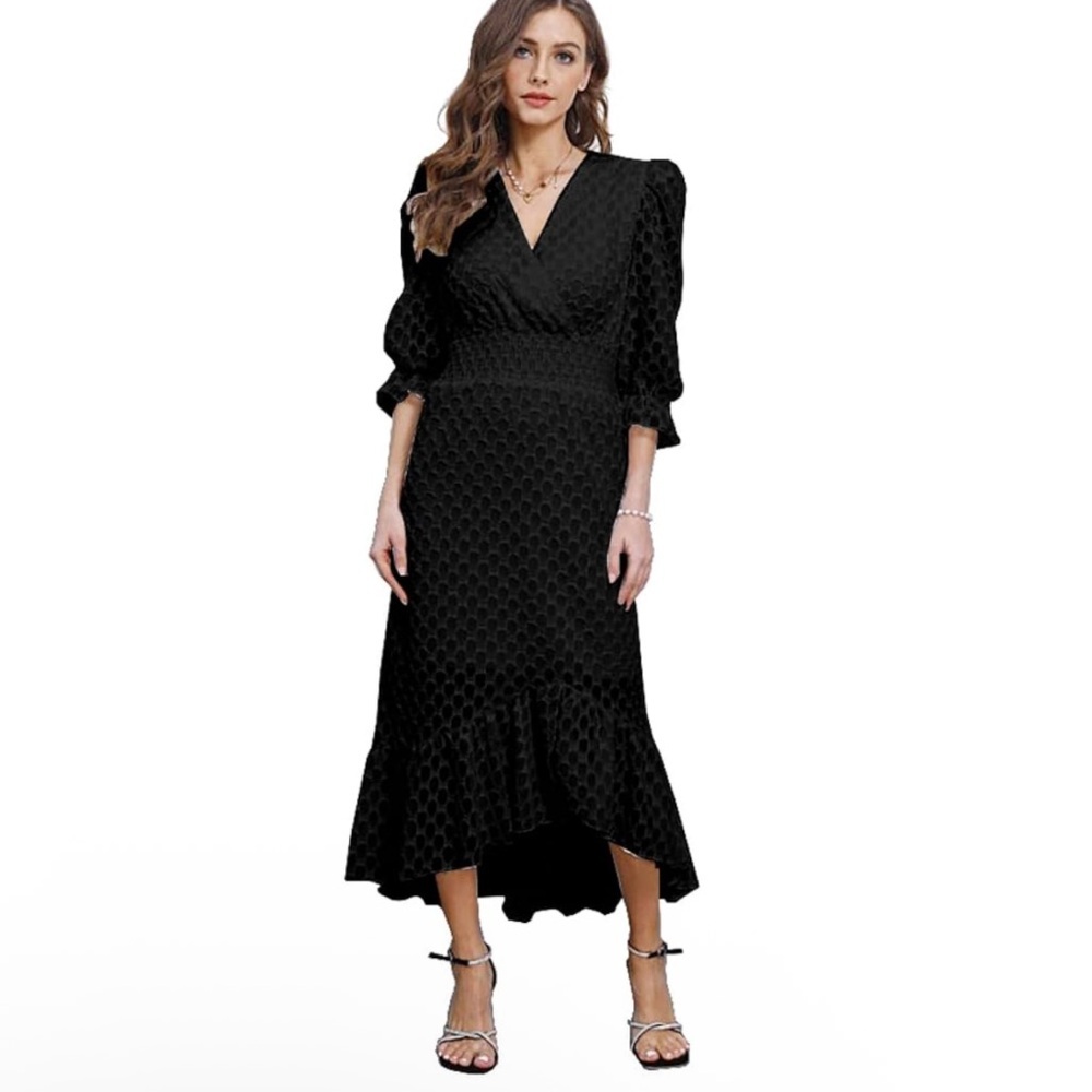 Women’s Black Textured Puff Sleeve Smocked Waist Midi Dress Boho Romantic Small